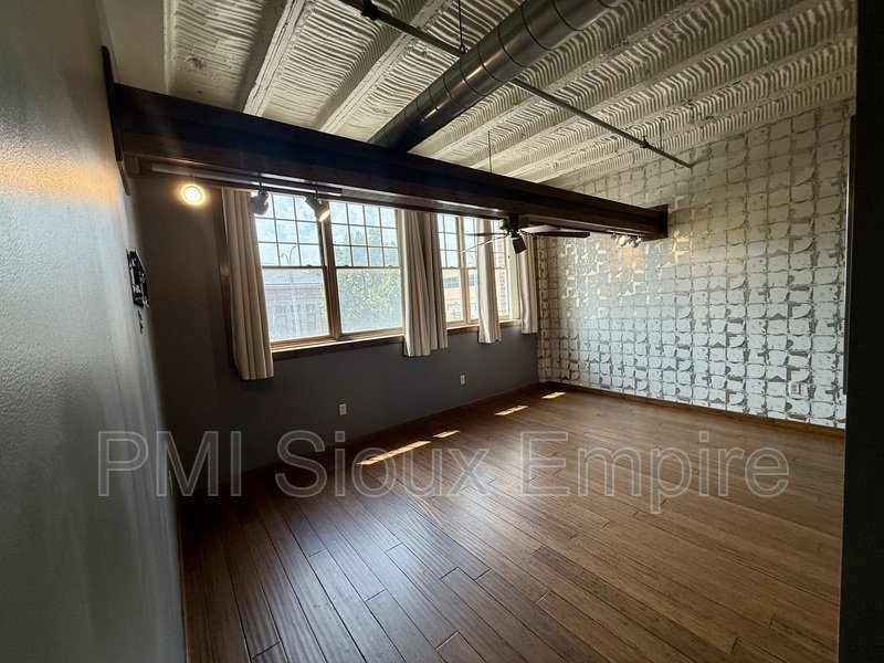 Beautiful property image