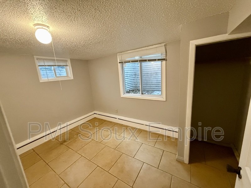 Bright property image
