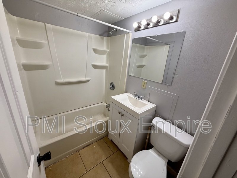 Bright property image