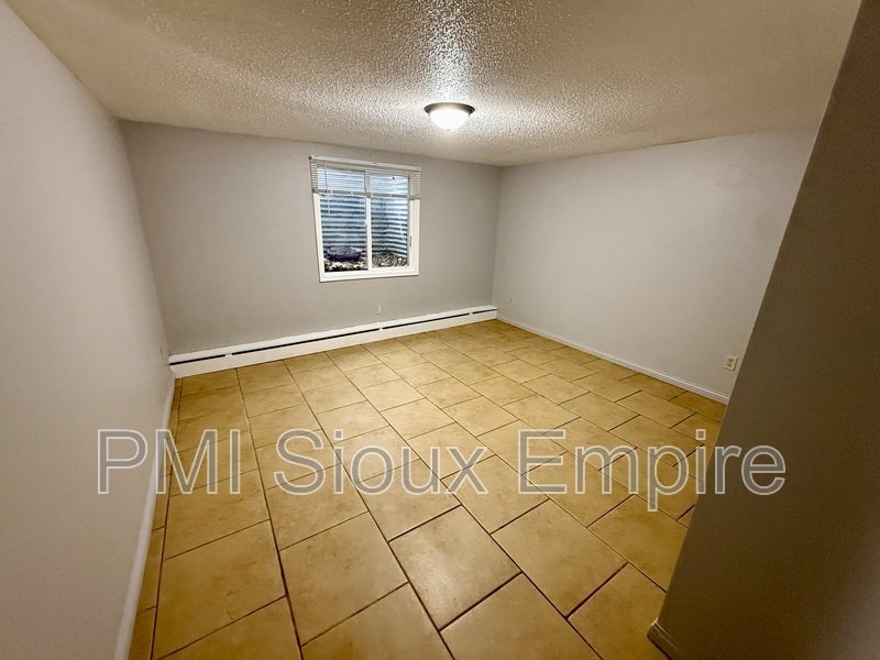 Bright property image
