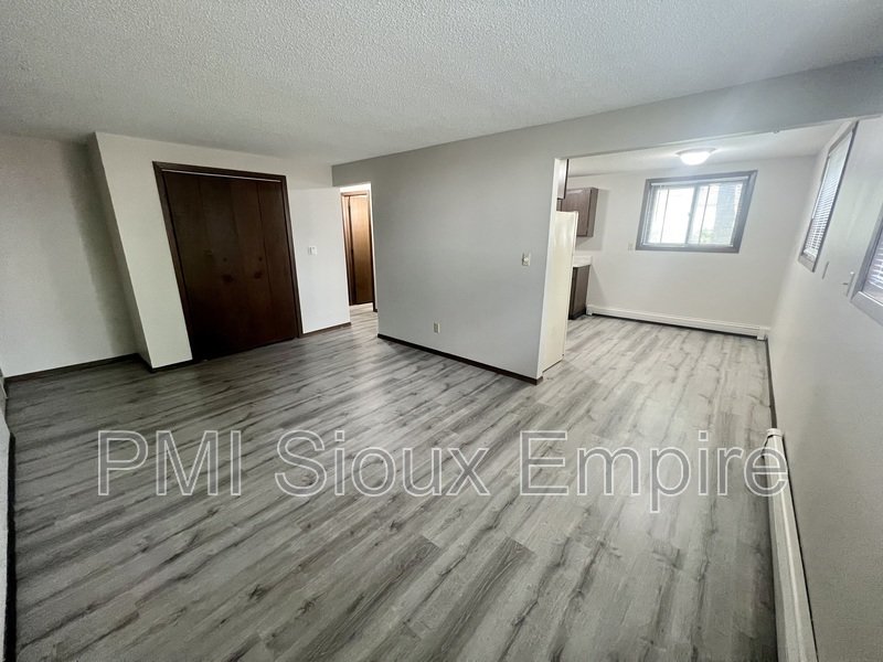 Bright property image