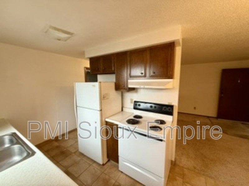 Cozy/Warm property image