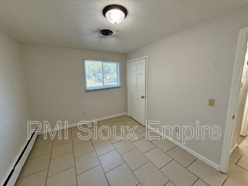 Bright property image