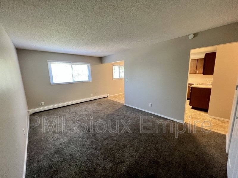 Bright property image