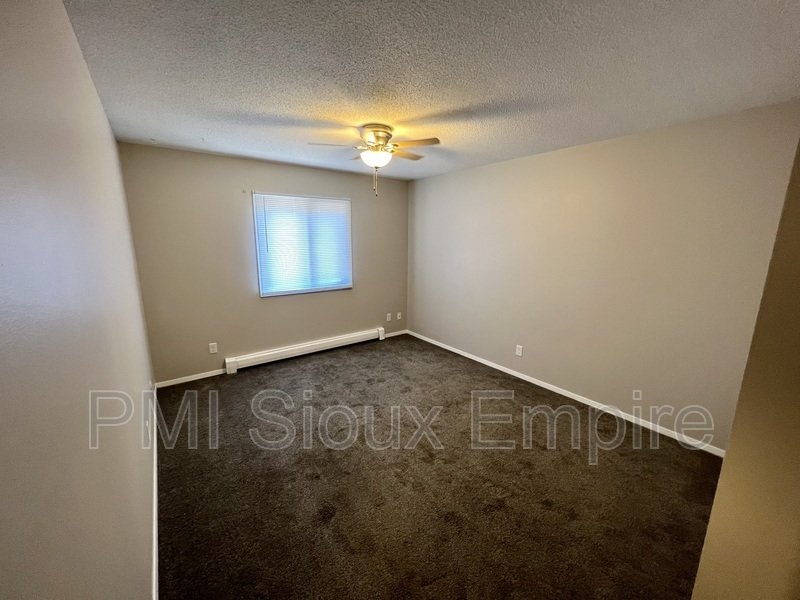 Bright property image