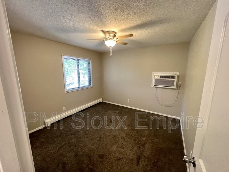 Bright property image